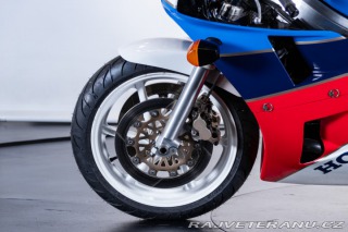 Honda VF VFR 750 R (RC30) ALA ORO 1988