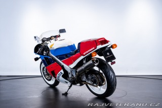 Honda VF VFR 750 R (RC30) ALA ORO 1988