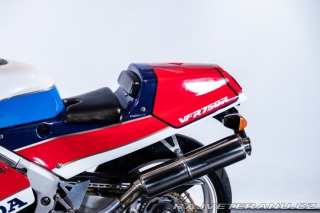 Honda VF VFR 750 R (RC30) ALA ORO 1988
