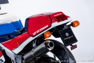 Honda VF VFR 750 R (RC30) ALA ORO 1988