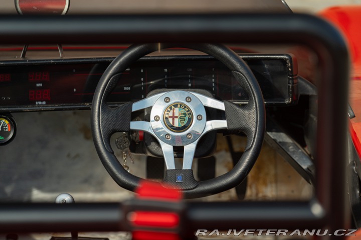 Ostatní značky Ostatní modely Huntsman SPYDER 1500 1988