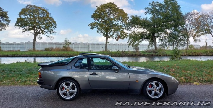 Porsche 944 Turbo 1986