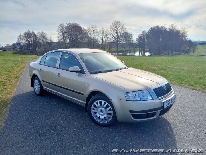 Škoda Superb  2003