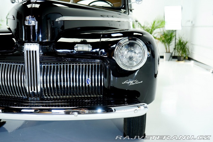 Ford Ostatní modely DeluxeTudor 1942