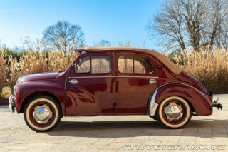 Renault 4 CV Décapotable 1957