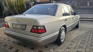 Mercedes-Benz E 200 D 1995