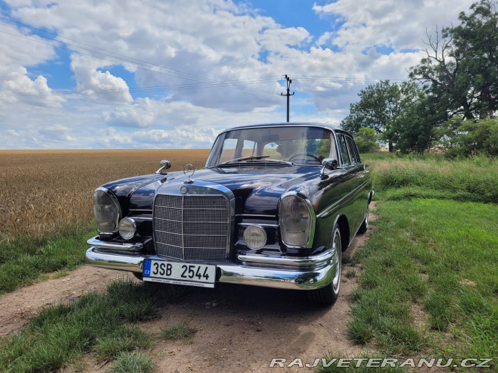 Mercedes-Benz 220 SB 1965