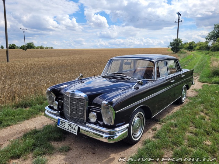 Mercedes-Benz 220 SB 1965