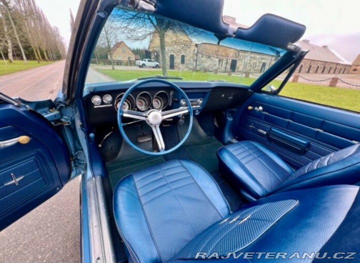 Chevrolet Corvair Monza Cab 1969