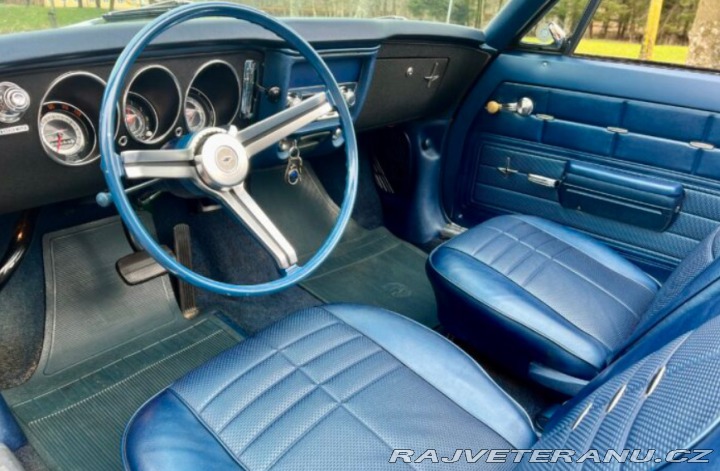 Chevrolet Corvair Monza Cab 1969