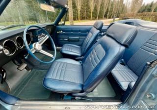 Chevrolet Corvair Monza Cab 1969