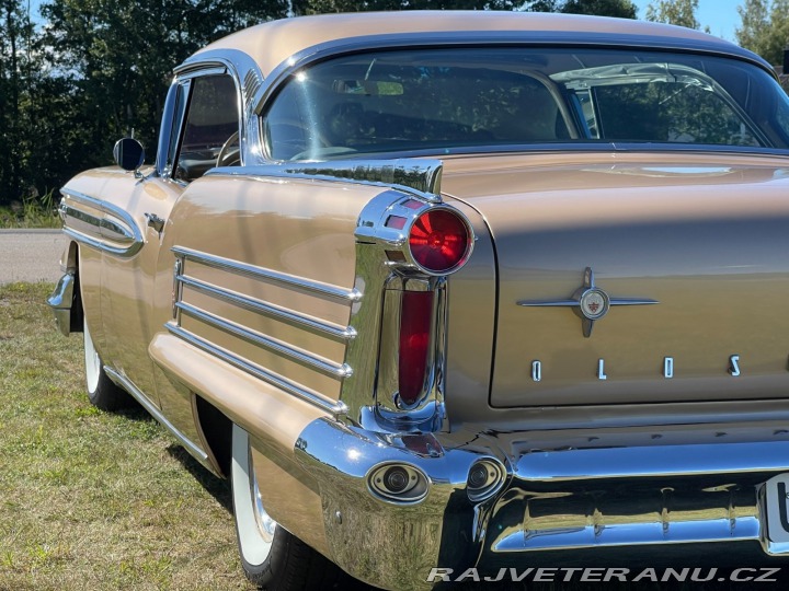 Oldsmobile 88 1958