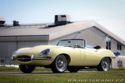 Jaguar E-Type 