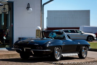 Chevrolet Corvette C2 1965