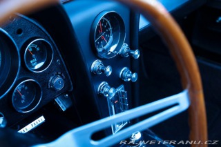 Chevrolet Corvette C2 1965