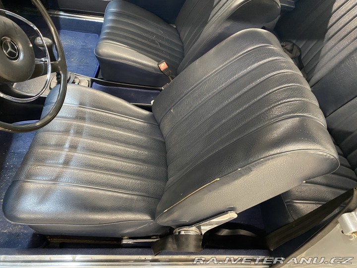 Mercedes-Benz 250 Coupe 1975