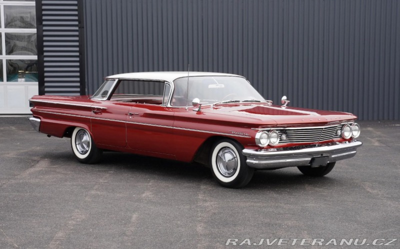 Pontiac Ostatní modely Ventura Flattop