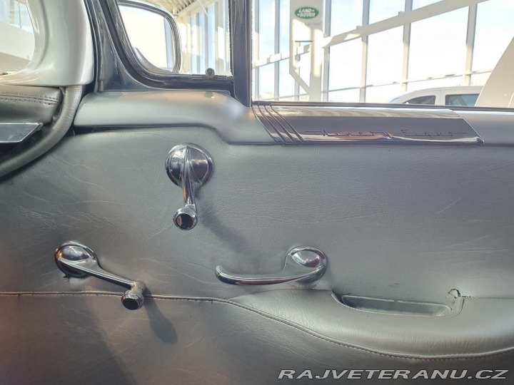 Oldsmobile 98 Holiday coupe 1954