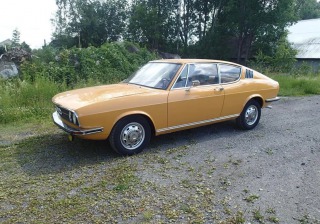 Audi 100 Coupe