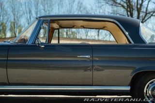 Mercedes-Benz 220 SE COUPE 1964