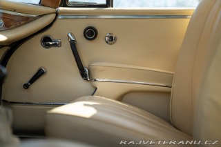 Mercedes-Benz 220 SE COUPE 1964