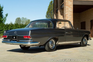 Mercedes-Benz 220 SE COUPE 1964