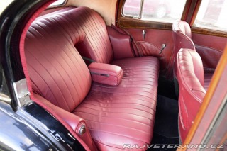 MG SA Saloon 1937