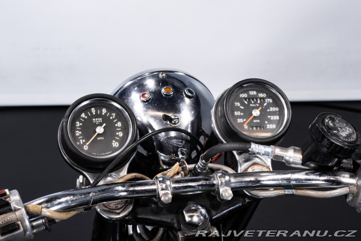 Triumph Bonneville T140 BONNEVILLE 750 1974