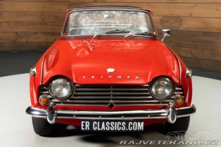 Triumph TR4 IRS 1965
