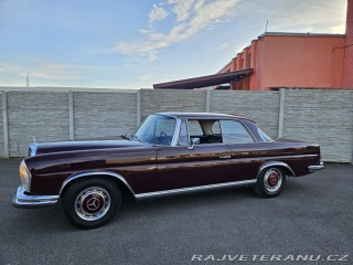 Mercedes-Benz 280 W111 SE COUPE 1968