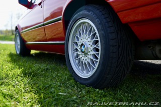 BMW 3 E30 325i 1989
