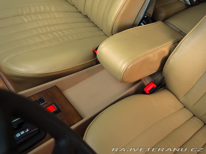 Mercedes-Benz SL SL450-V8 160kW- RESERVÉ 1980