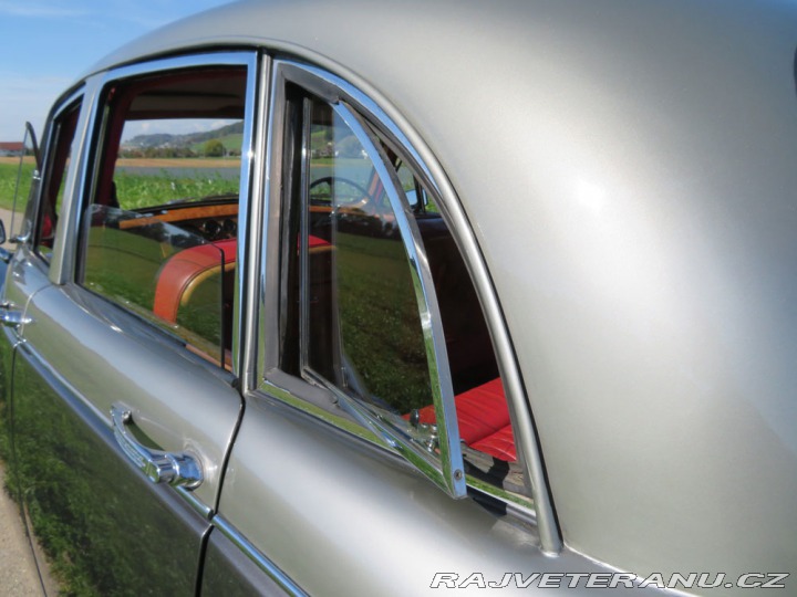Daimler Ostatní modely Majestic Major 1964
