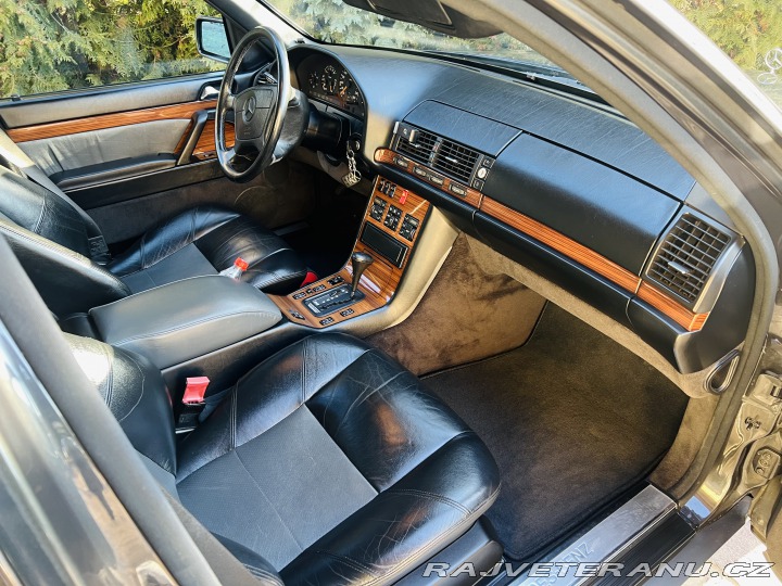 Mercedes-Benz S W140 long V8 1991