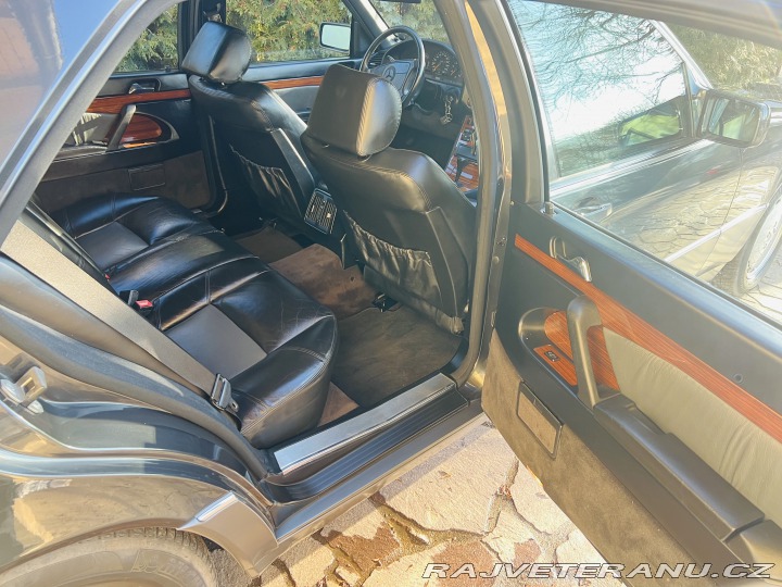 Mercedes-Benz S W140 long V8 1991