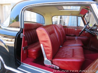 Mercedes-Benz 220 S 1958