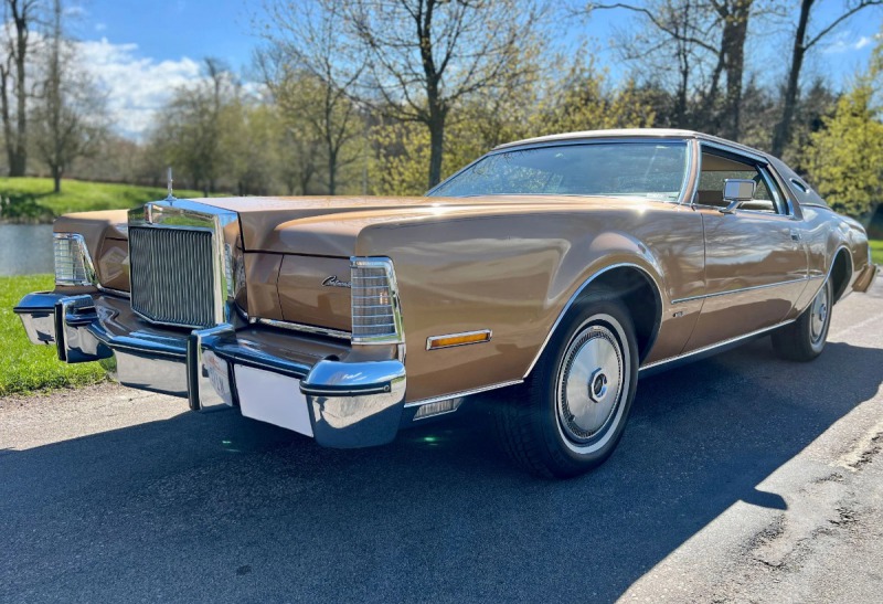 Lincoln Continental MkIV