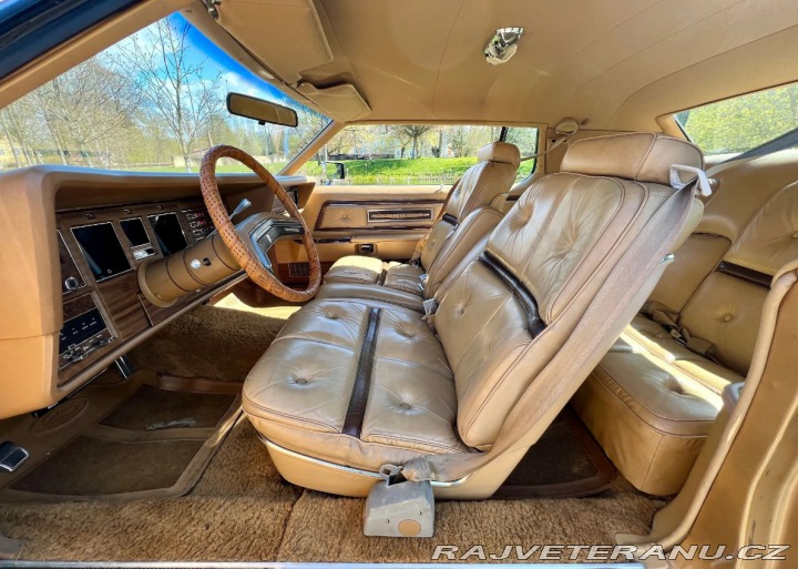 Lincoln Continental MkIV 1975