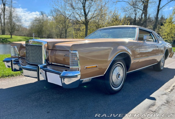 Lincoln Continental MkIV 1975