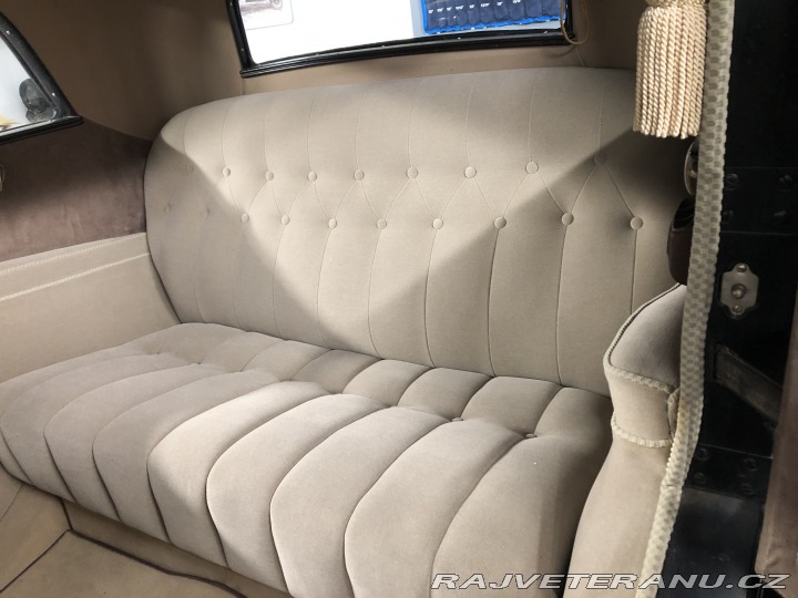 Packard Eight LIGHT EIGHT 900 SEDAN 1932