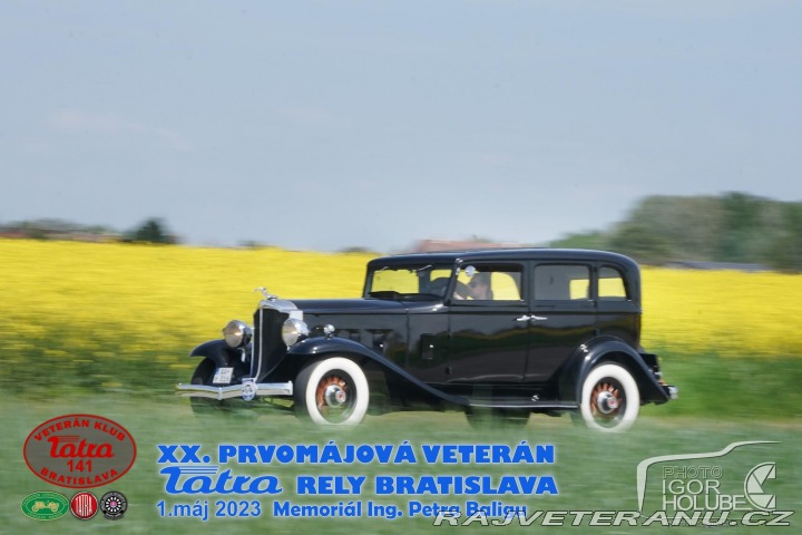 Packard Eight LIGHT EIGHT 900 SEDAN 1932