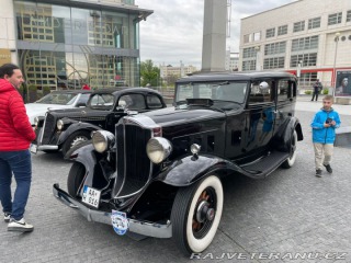 Packard Eight LIGHT EIGHT 900 SEDAN 1932