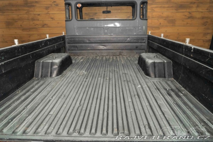 Toyota Land Cruiser FJ 45 pick up 1976