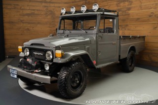 Toyota Land Cruiser FJ 45 pick up 1976