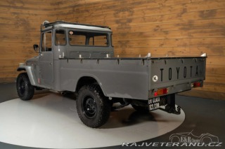Toyota Land Cruiser FJ 45 pick up 1976