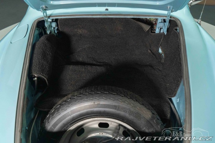 Volkswagen Karmann Ghia Convertible 1971