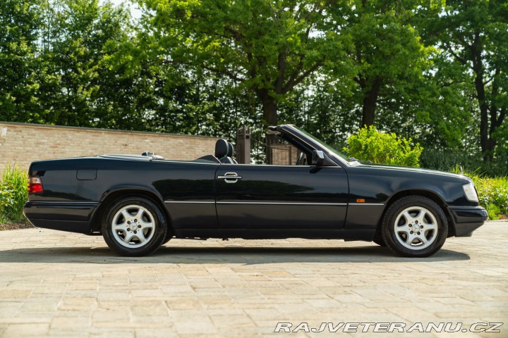 Mercedes-Benz 200 E 200 CABRIO 1995
