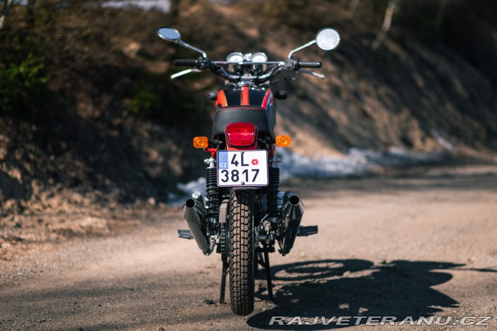 Jawa 250 Travel - Californian 2015