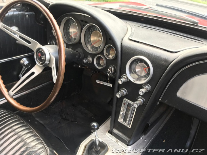 Chevrolet Corvette C2 Coupe Split Window 1963