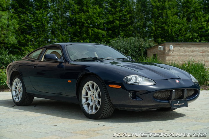 Jaguar XKR 2000